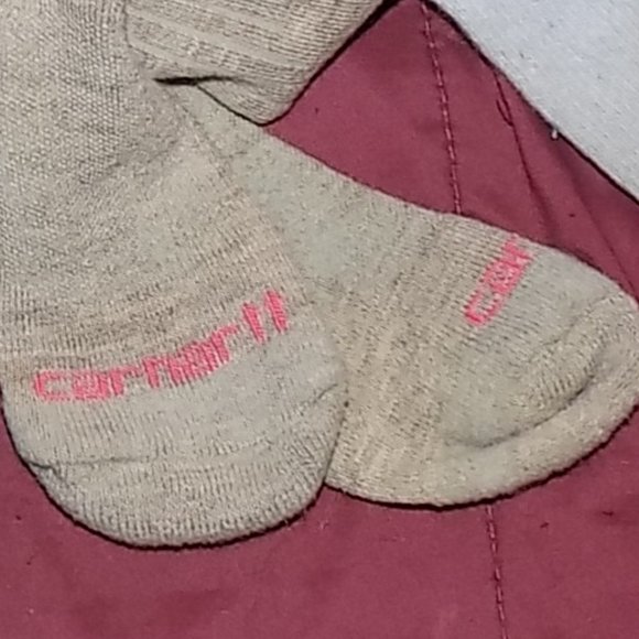 four pairs of socks will fit small to medium size feet - Picture 3 of 12